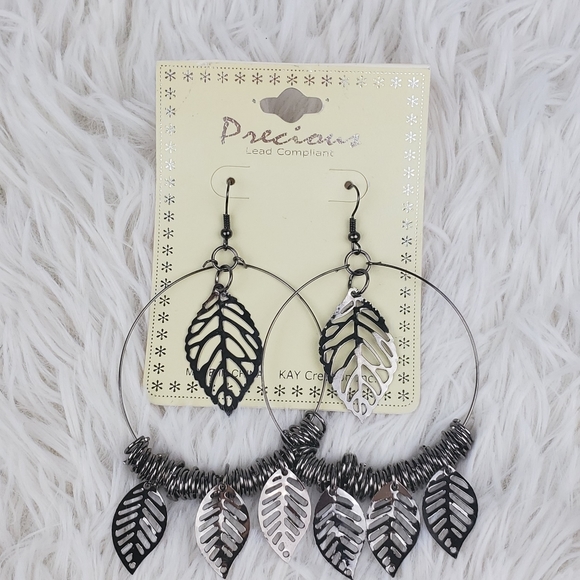 Precious Jewelry - Precious Feather Hoop & Circle Earrings NWT